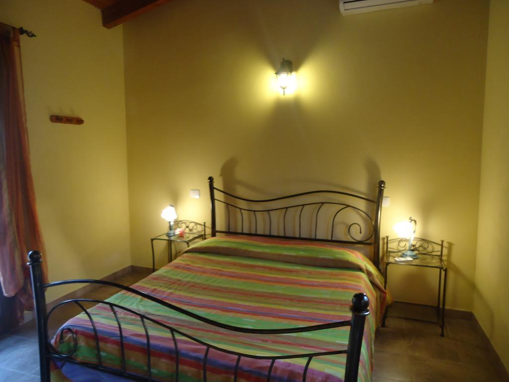 Bed and Breakfast Sumindulau Torre delle Stelle Esterno foto
