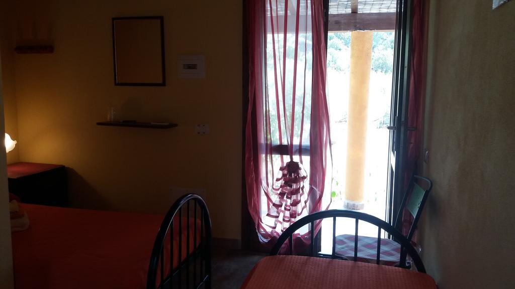 Bed and Breakfast Sumindulau Torre delle Stelle Esterno foto