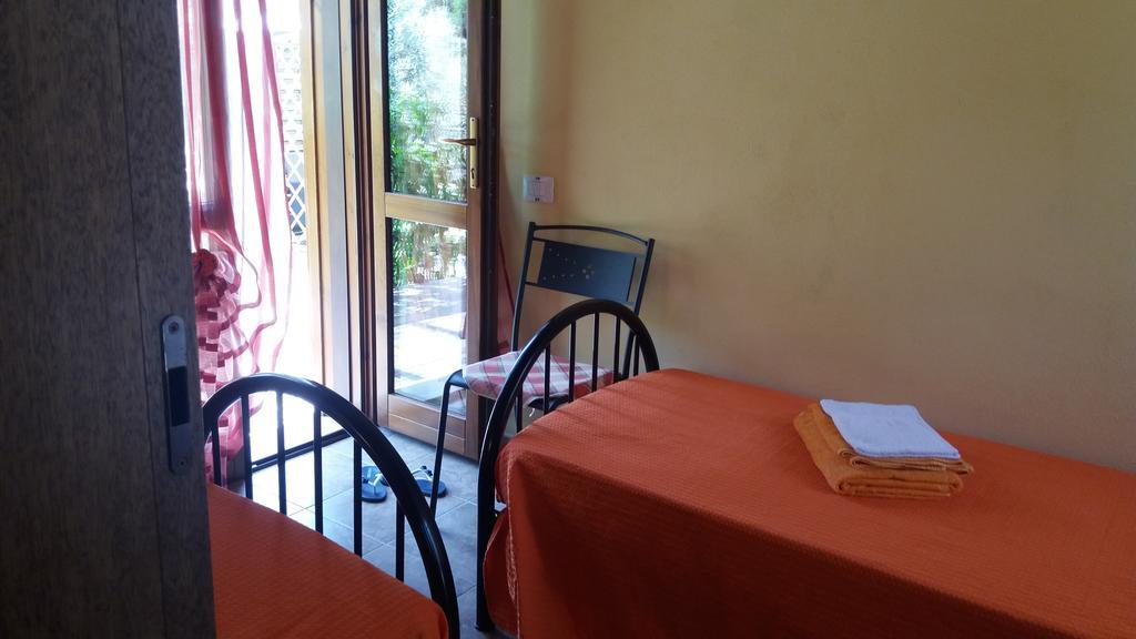 Bed and Breakfast Sumindulau Torre delle Stelle Esterno foto