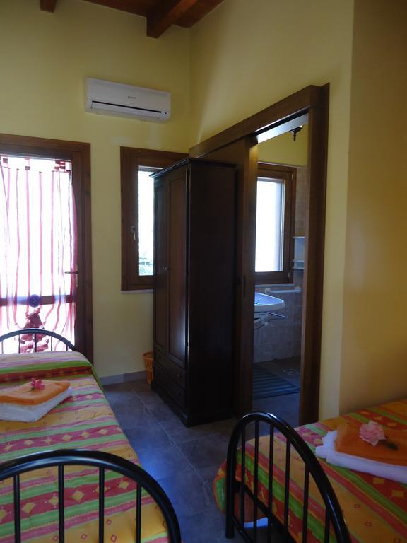 Bed and Breakfast Sumindulau Torre delle Stelle Esterno foto