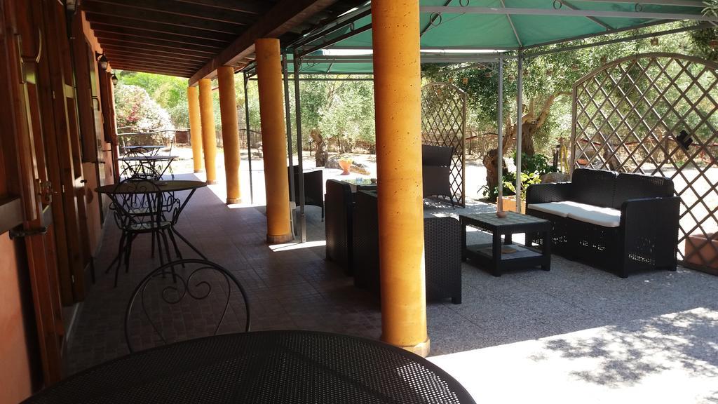 Bed and Breakfast Sumindulau Torre delle Stelle Esterno foto